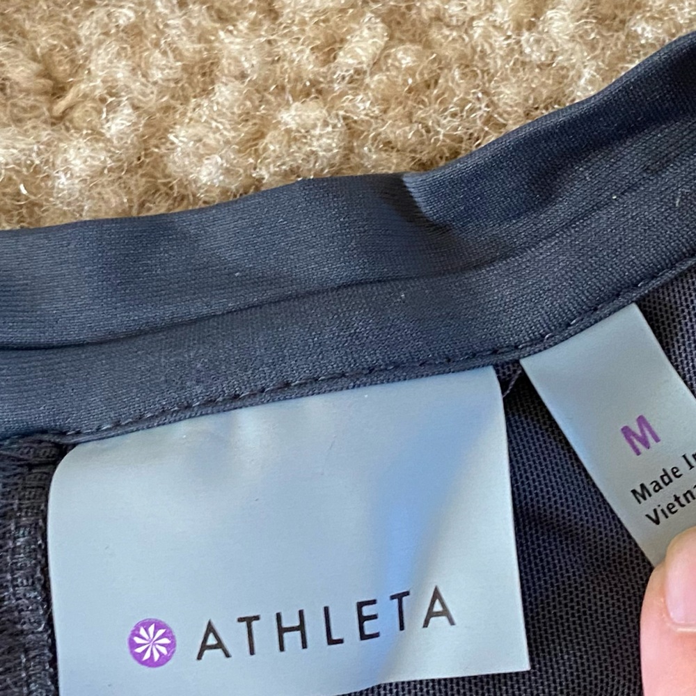 Athleta Sunlover UPF Split Back Tank Top in charcoal grey size M - Picture 3 of 6